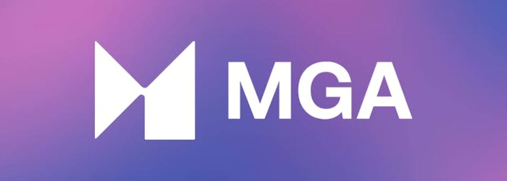 MGA kasinot - Malta Gaming Authority - Maltan lisenssi - kuvassa MGA peliviranomaisen valkoinen logo lilalla pohjalla